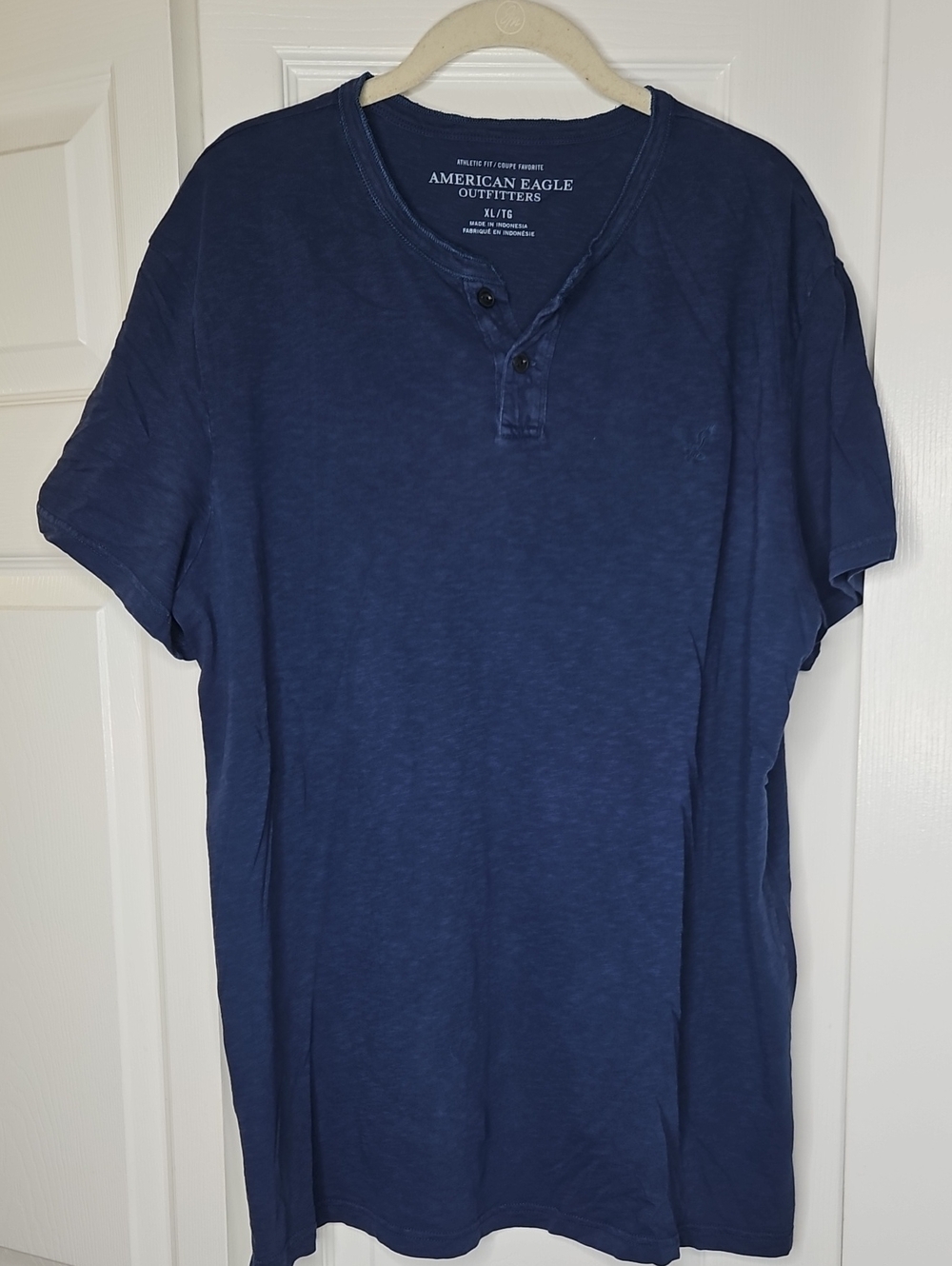 American Eagle Outfitters Navy Blue Short-Sleeve Henley Tee Size XL
